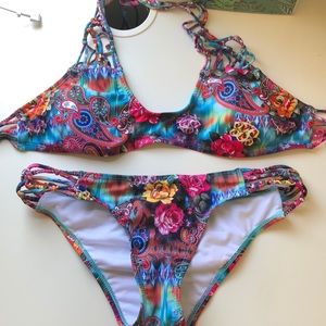 Patterned bathing suit